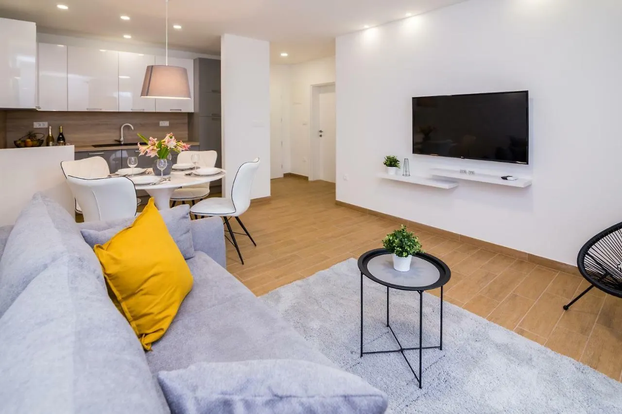 Fk Apartments Pakostane